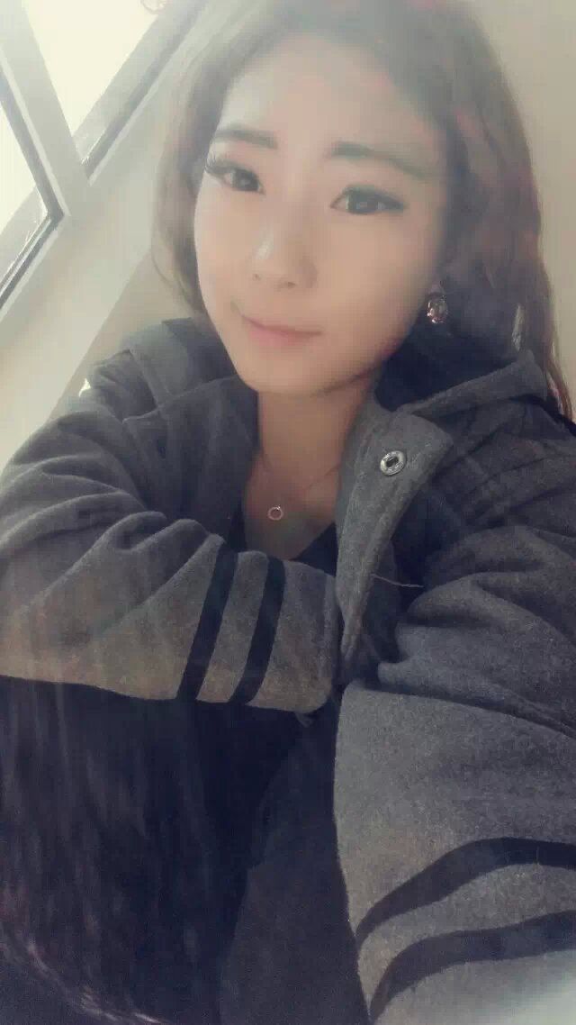 ┇傳說┇俊贤的主播照片