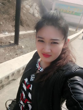 我是艺宝主播照片