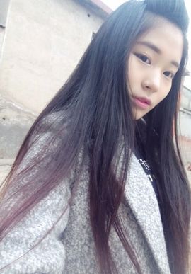 心染思密达丶主播照片