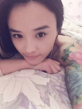 颜水月儿主播照片