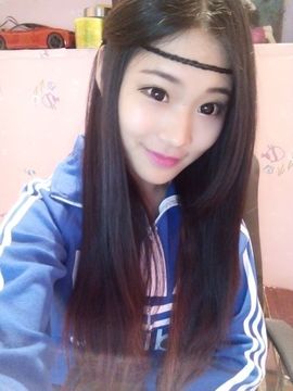 心染思密达丶主播照片
