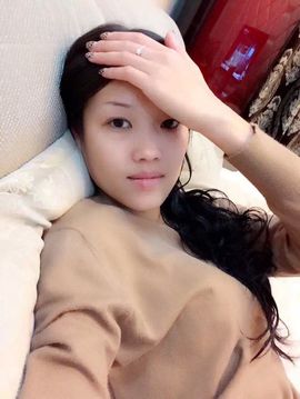紫诺吖主播照片