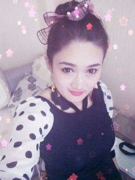 我是艺宝主播照片