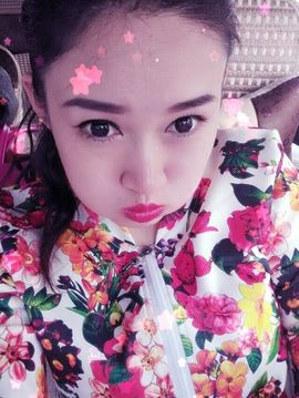 我是艺宝主播照片