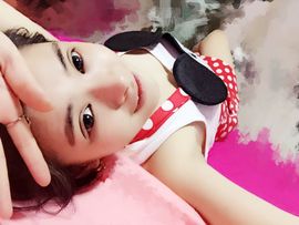 小小樂女皇♚主播照片