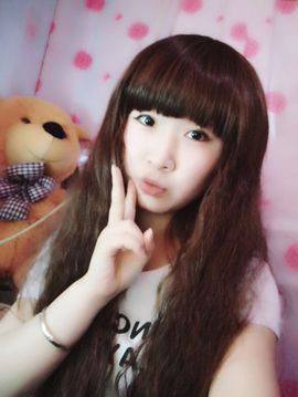 孖伊利主播照片