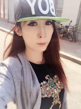 ╱。逗比小媛媛erり主播照片