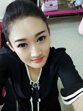我是艺宝主播照片