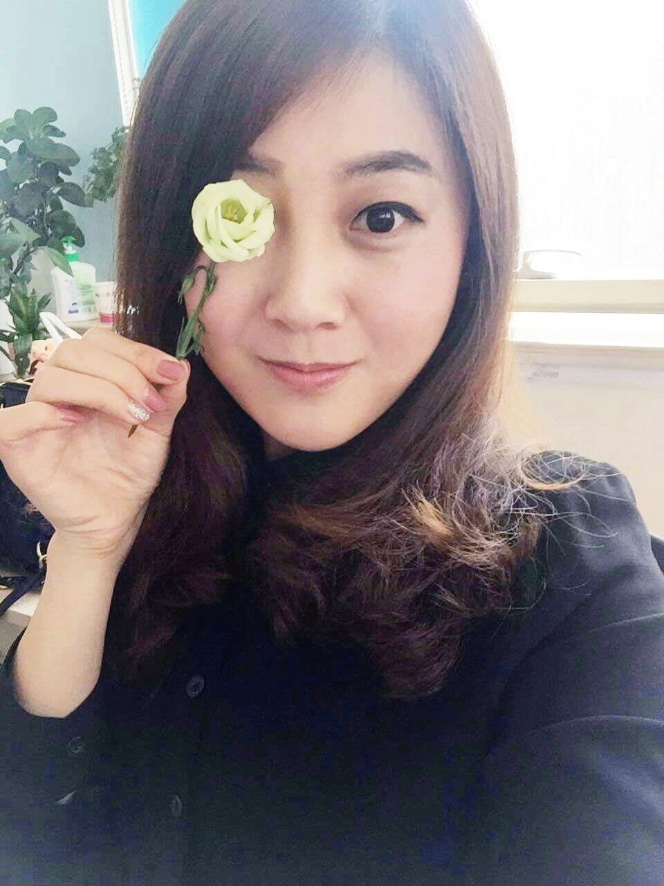 白小雅的主播照片