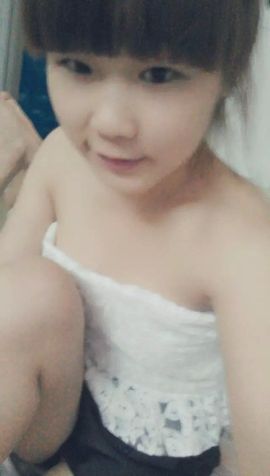 未来的、尹曦主播照片
