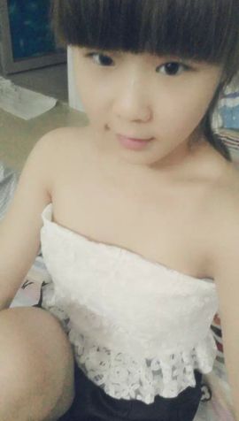 未来的、尹曦主播照片