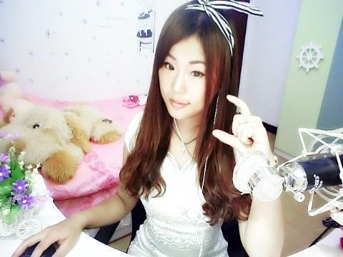 唯爱cici海报