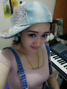 我是艺宝主播照片