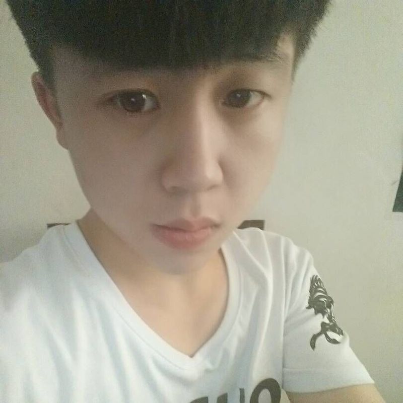 闫小夕的主播海报