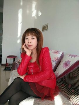 七色玫瑰主播照片