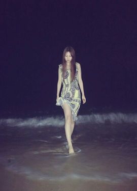 张冰冰.大发主播照片