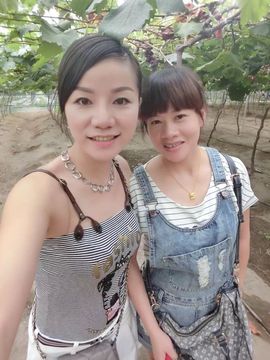 Lucky安娜主播照片