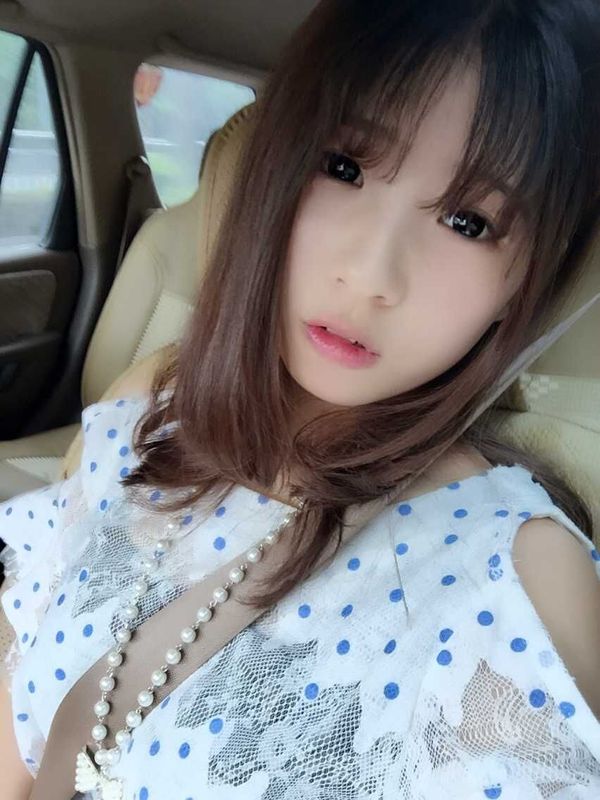 懵寶寶的主播海報(bào)