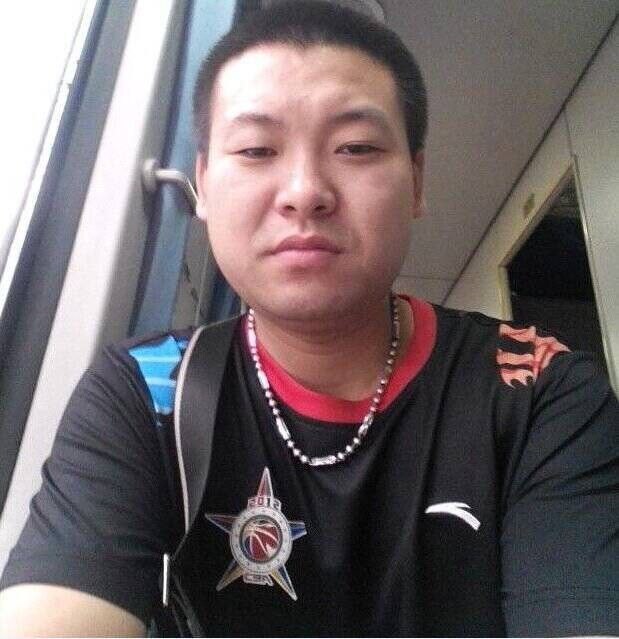 武汉娱乐派对网的主播照片