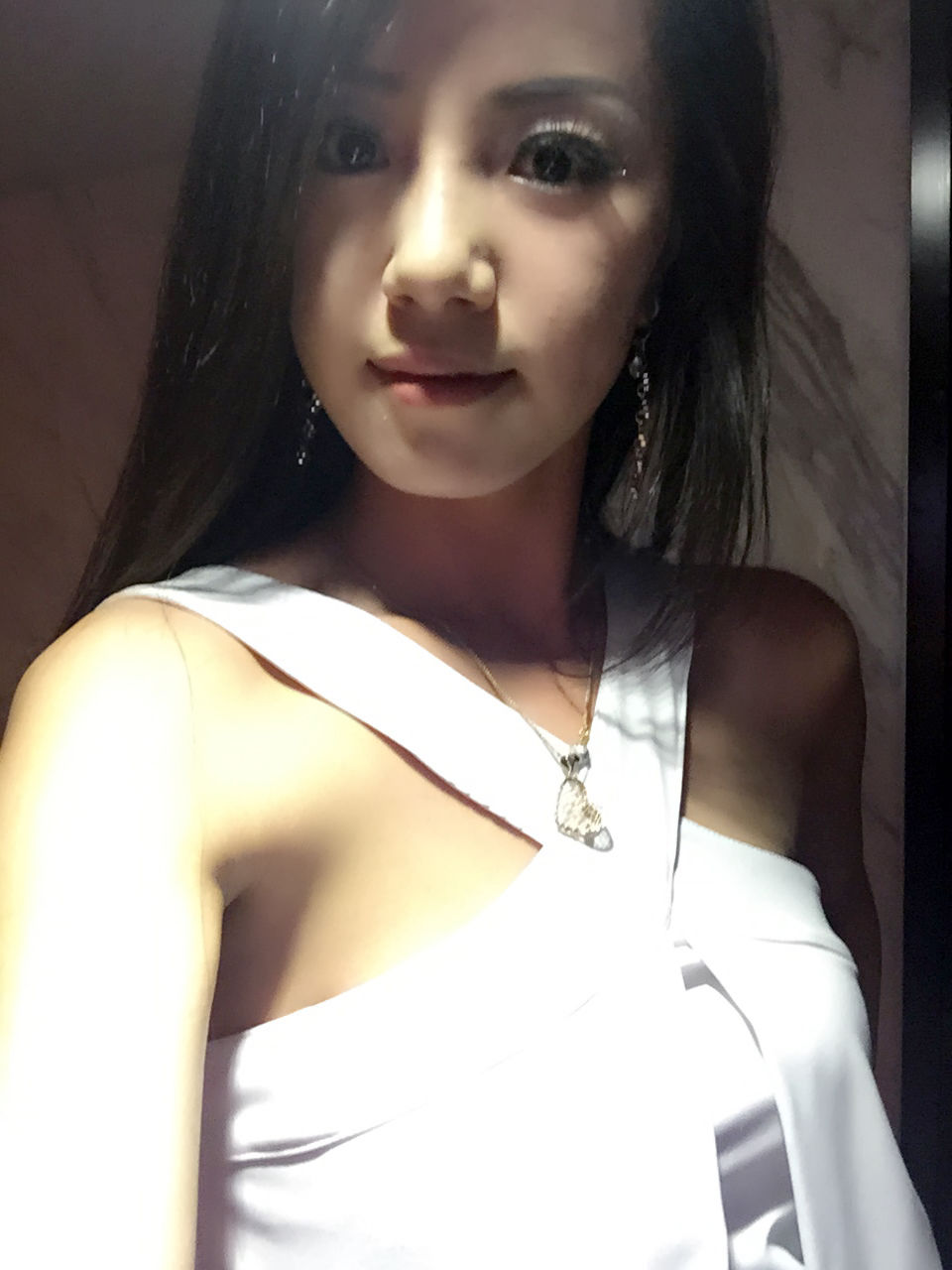 紫依520的主播照片