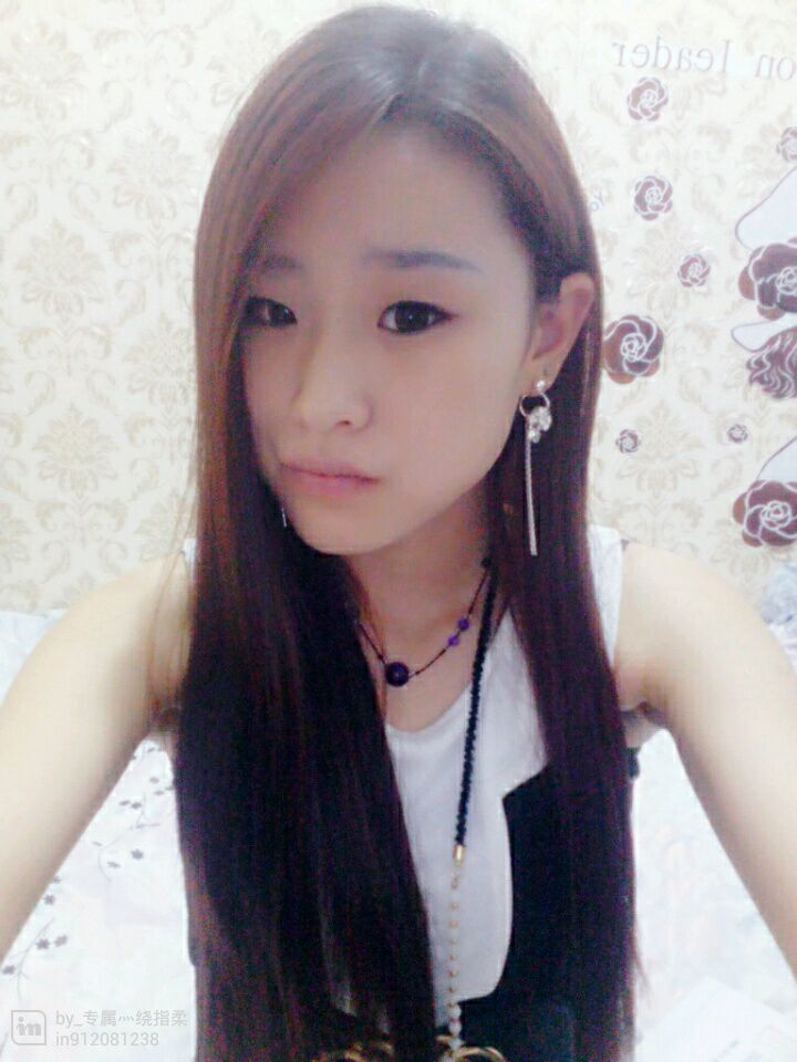 灵犀纯白se的主播照片