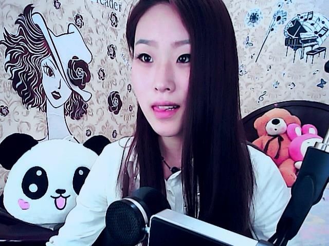 灵犀纯白se的主播照片