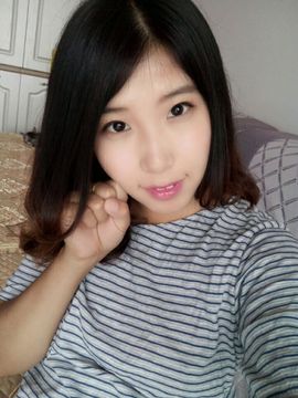 若尘萱主播照片