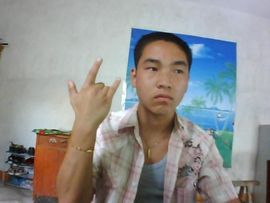 暴发户龙哥主播照片