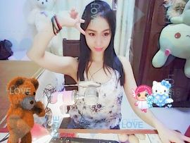 紫钰星主播照片