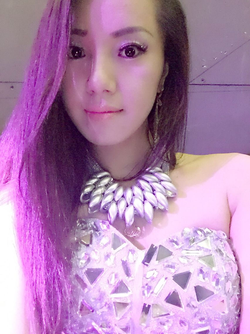 紫依520的主播照片