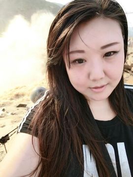 佳琦佳期主播照片
