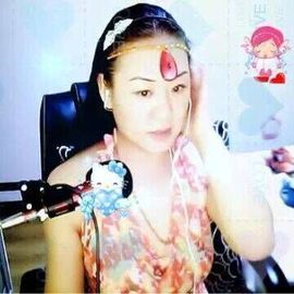 MC花瓣主播照片
