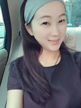 小豆儿丁主播照片