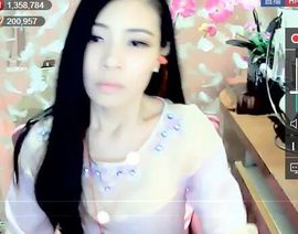 风中的风铃主播照片