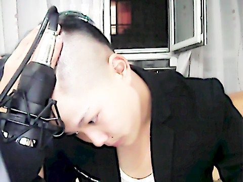 戰为灿家っ皇宝的主播照片