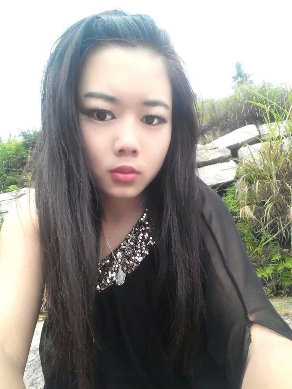 Only艳児的主播海报