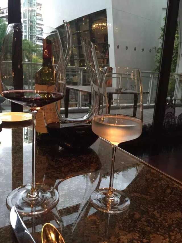 韵味无限的主播照片