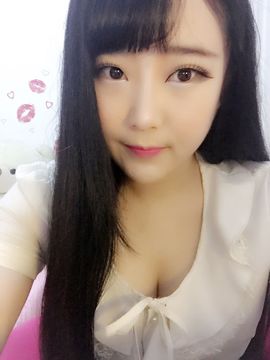 小小西521主播照片