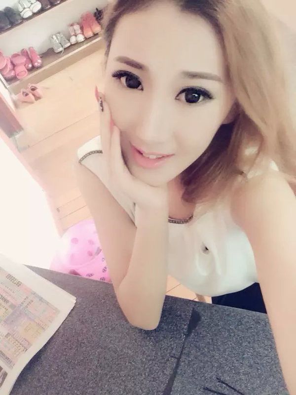 __杏子的主播海報