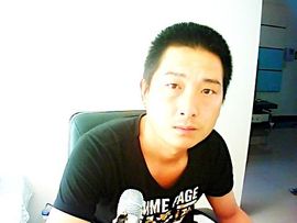 龙行天下8w主播照片