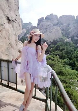 风中的风铃主播照片