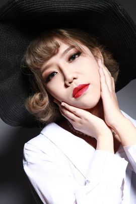 风中的风铃主播照片