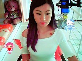 ぺ灬呆萌小乖兽↘↘主播照片