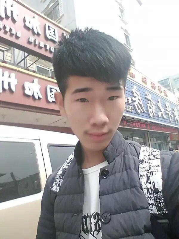 mc小伟丫的主播海报