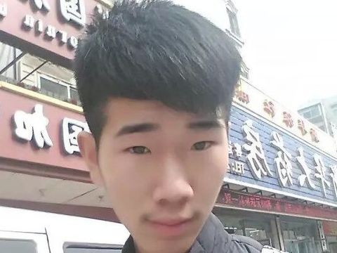 mc小伟丫海报