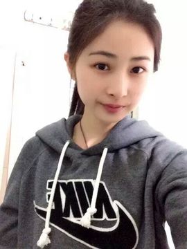 忄青深缘→浅主播照片