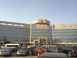 mc刘皓杰主播照片