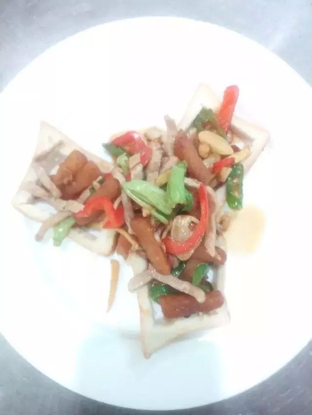 龙哥、狠痴灬情主播照片