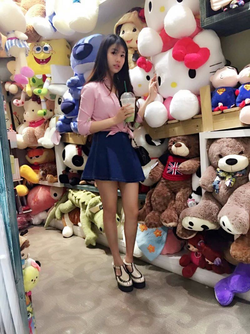 秀智Cc。主播照片