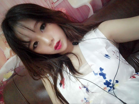 小炫迈NIUNIU海报